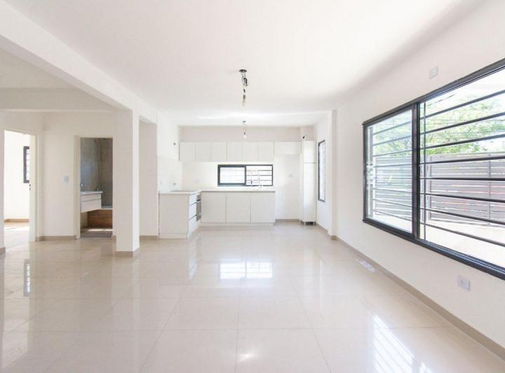 PH · 140m² · 4 Ambientes · 1 Cochera
