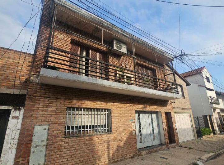 Casa · 100m² · 4 Ambientes · 1 Cochera