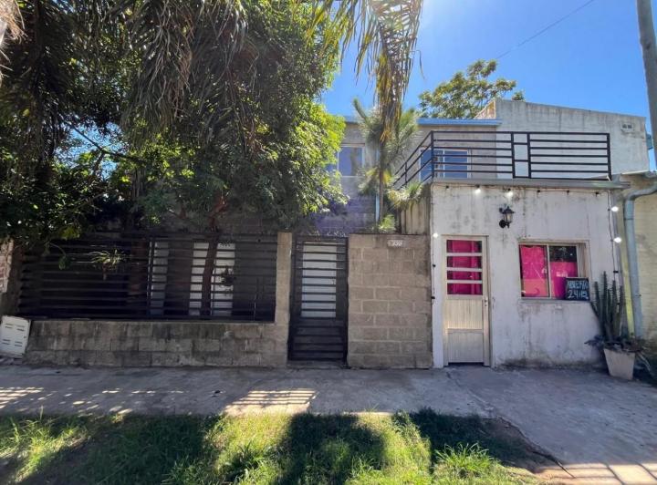 Casa · 100m² · 8 Ambientes