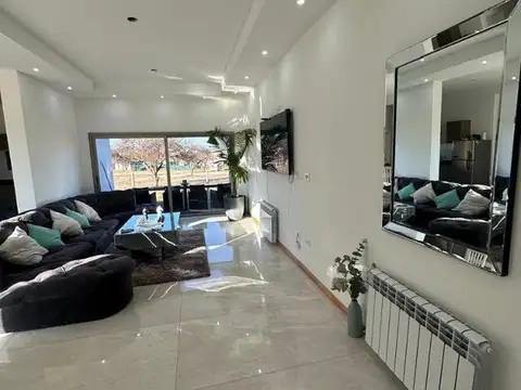 Casa en Venta en San Luis, Juan Martín de Pueyrredón