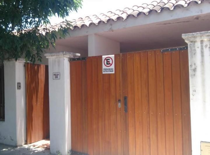 Casa · 90m² · 7 Ambientes
