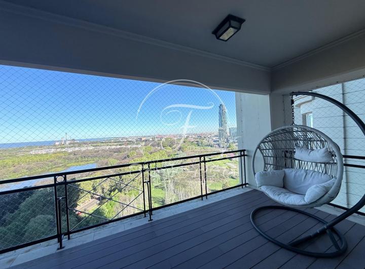 Departamento · 160m² · 3 Ambientes · 1 Cochera