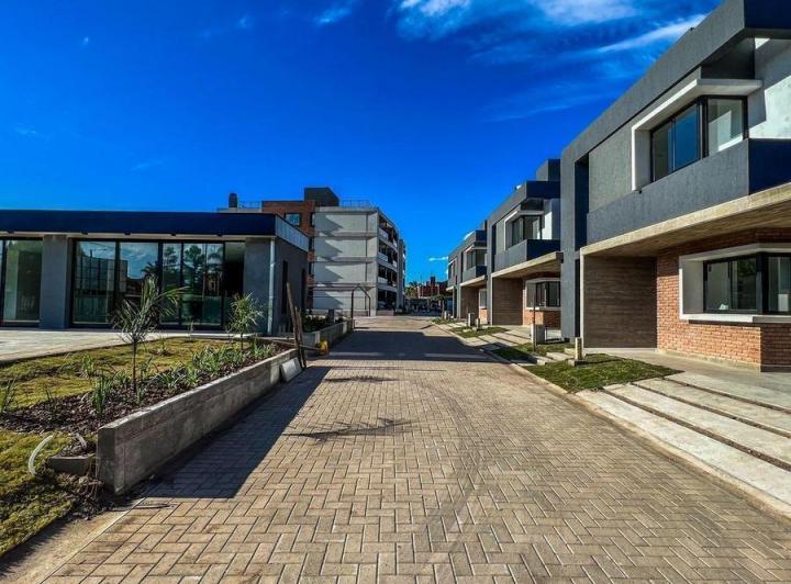 Departamento · 190m² · 6 Ambientes · 2 Cocheras