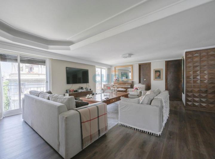 Departamento · 211m² · 4 Ambientes · 2 Cocheras
