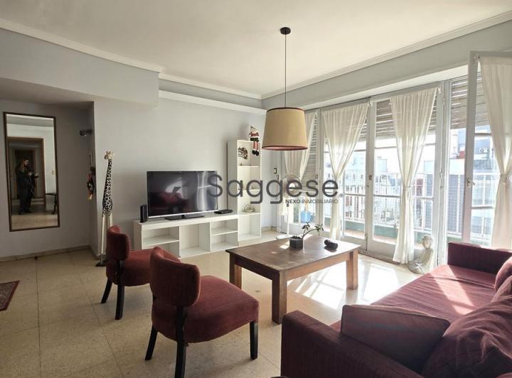 Departamento · 240m² · 5 Ambientes · 1 Cochera