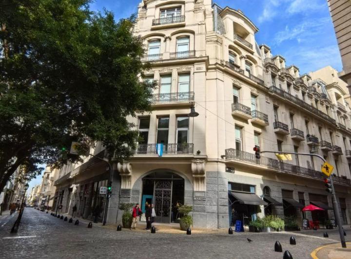 Departamento · 74m² · 2 Ambientes · 1 Cochera
