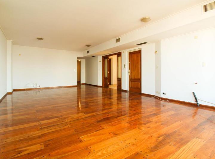 Departamento · 180m² · 4 Ambientes · 1 Cochera