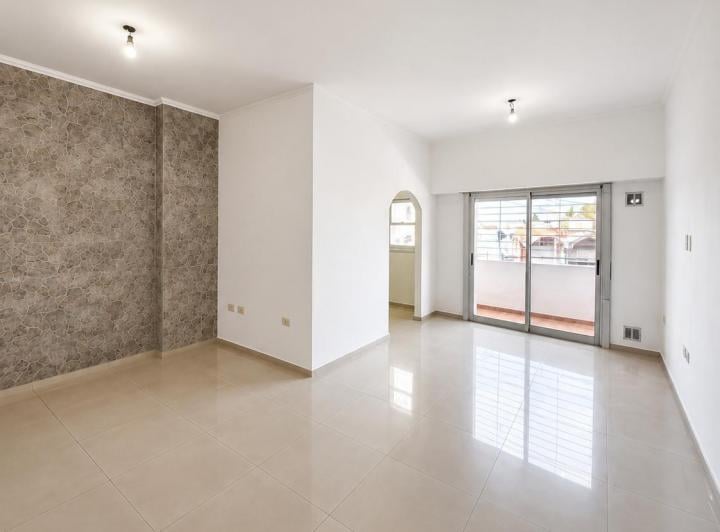 Departamento · 70m² · 4 Ambientes · 1 Cochera
