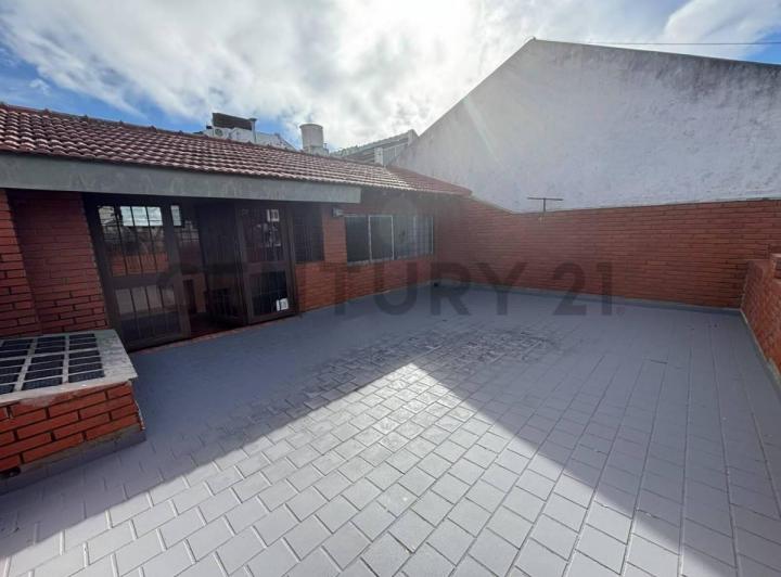 Casa · 150m² · 5 Ambientes