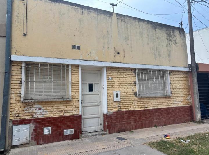 Casa · 100m² · 2 Dormitorios