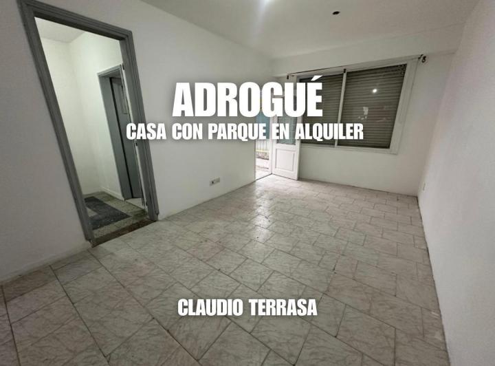 Casa · 80m² · 4 Ambientes · 2 Cocheras
