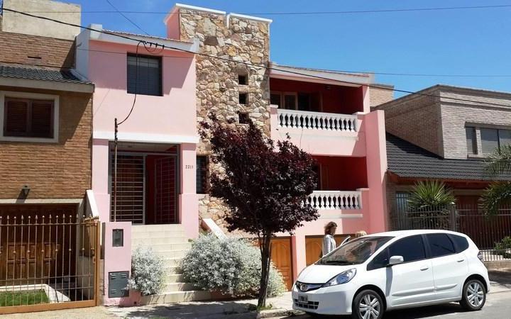Casa · 360m² · 3 Dormitorios