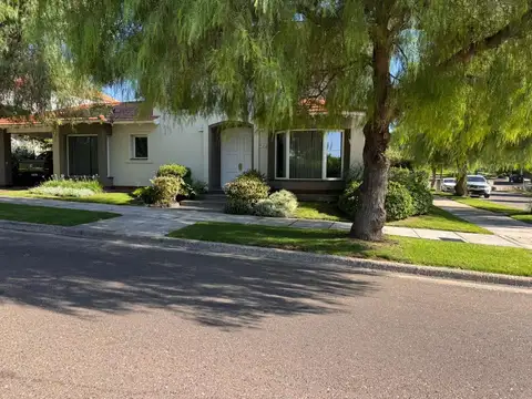 Casa en Venta en Sección 6 Residencial Norte, Mendoza