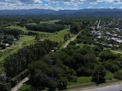 Terreno en Venta en Villa Catalina, Río Ceballos