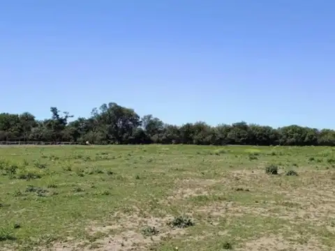 Terreno en Venta en La Falda del Carmen, Santa María
