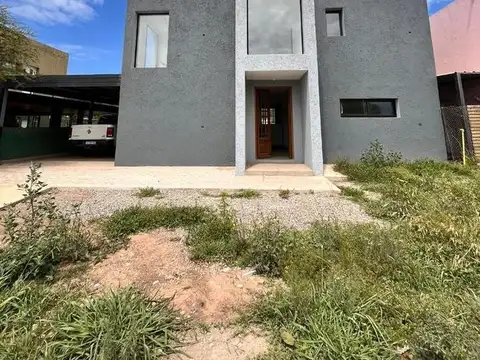 Casa en Venta en Villa Catalina, Río Ceballos