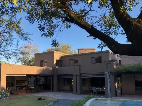 Casa en Venta en Villa Allende, Colón