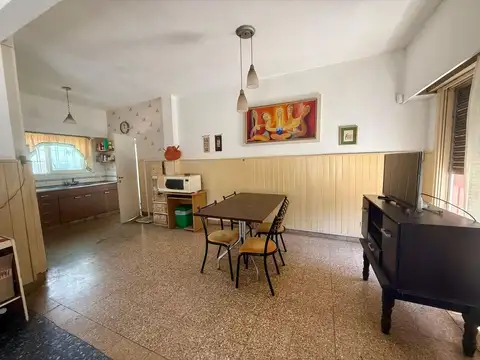 Casa en Venta en Azcuenaga, Rosario