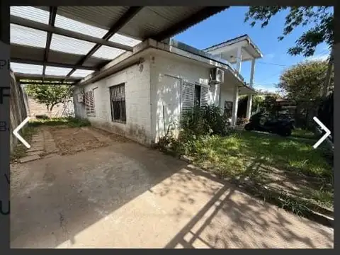 Casa en Venta en Barrio Parque Field, Rosario