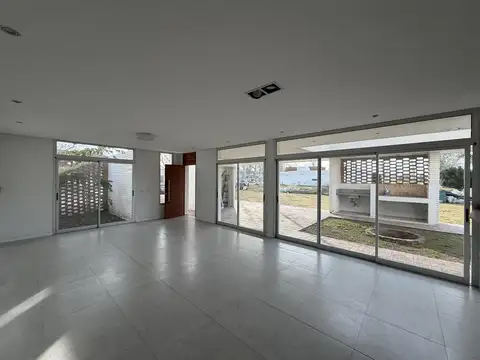 Casa en Venta en Piñero, Rosario