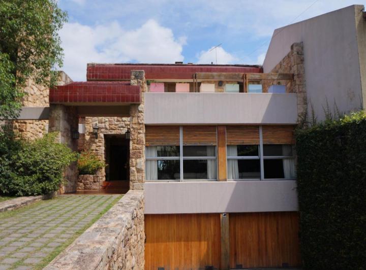 Casa · 780m² · 20 Ambientes · 3 Cocheras
