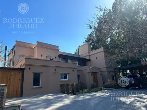 Casa en Alquiler en Cabreria, Santa Catalina
