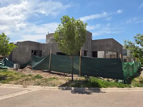 Casa en Venta en Monte Redondo, Santa Rosa