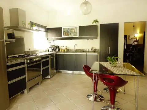 Casa en Alquiler en Remedios de Escalada, Partido de Lanús