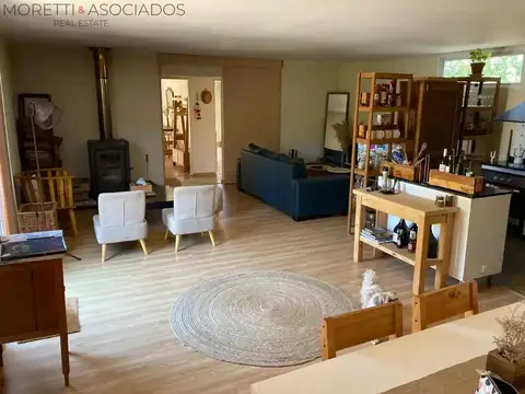 Casa en Alquiler en Barrio Parque Leloir, Partido de Ituzaingó
