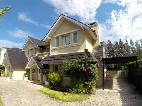 Casa en Alquiler en El Establo, Countries y Barrios Cerrados en Pilar