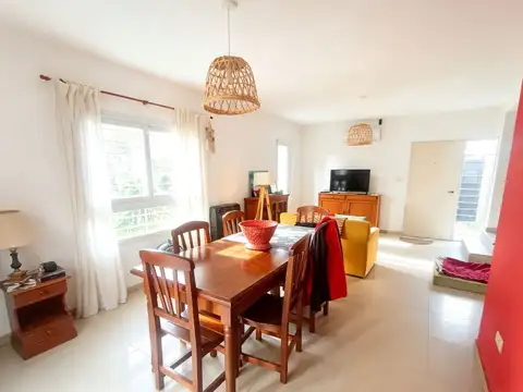 Casa en Alquiler en La Plata, Partido de La Plata