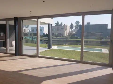 Casa en Venta en Dique Luján, Partido de Tigre