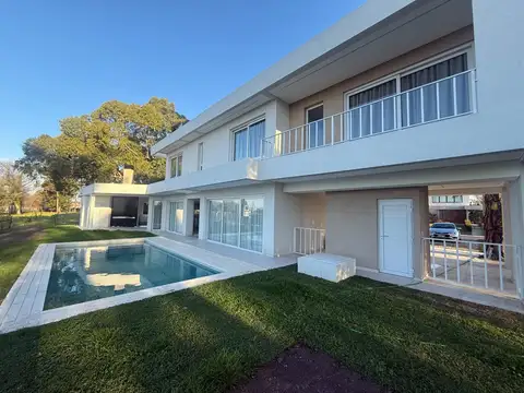 Casa en Venta en Greenville Polo & Resort, Countries y Barrios Cerrados en Berazategui