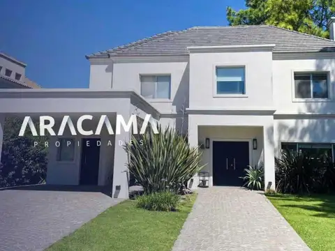 Casa en Venta en Countries y Barrios Cerrados en Esteban Echeverria, Partido de Esteban Echeverría