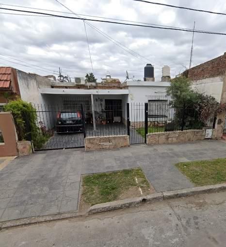 Casa · 80m² · 12 Ambientes