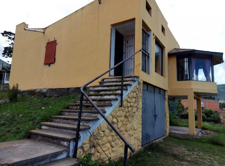 Casa · 150m² · 5 Ambientes · 2 Cocheras