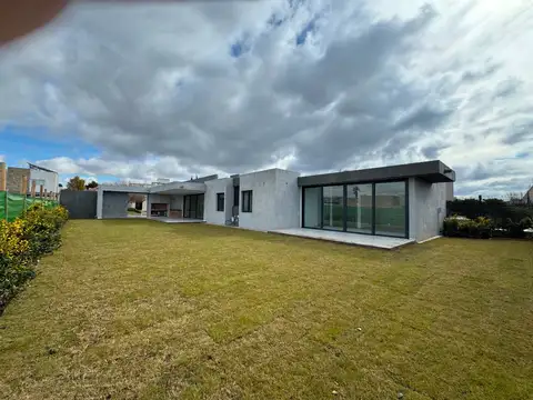 Casa en Venta en Rivadavia, San Juan