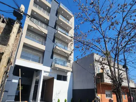 Departamento en Alquiler en Lanus Este, Lanus