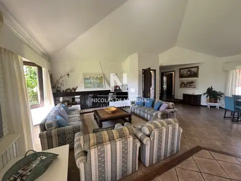 Casa en Alquiler Temporal en La Reforma, Limay Mahuida