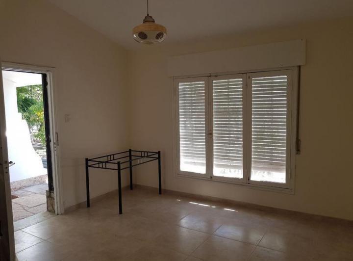 Casa · 130m² · 6 Ambientes · 2 Cocheras