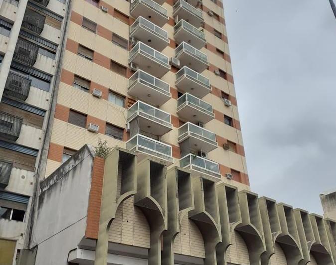 Departamento · 77m² · 4 Ambientes · 1 Cochera