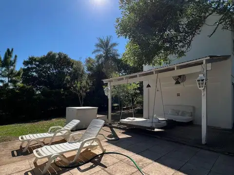 Casa en Venta en Paso de la Patria, San Cosme