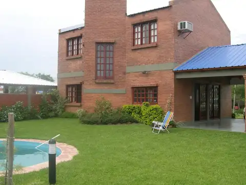 Casa en Venta en Paso de la Patria, San Cosme