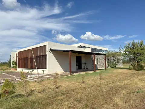 Casa en Venta en Paso de la Patria, San Cosme