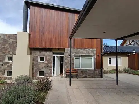 Casa en Venta en Esquel, Futaleufú