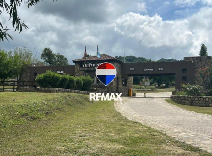 Terreno · 1276m²
