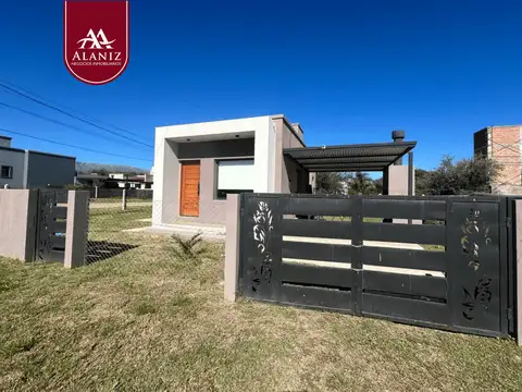 Casa en Venta en Los Troncos, Merlo