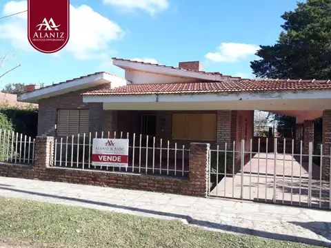 Casa en Venta en Pellegrini, Merlo