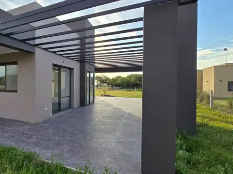 Casa en Venta en Solares Del Valle, Merlo