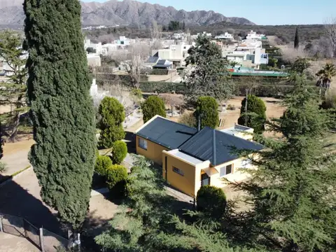 Casa en Venta en Juana Koslay, Juan Martín de Pueyrredón